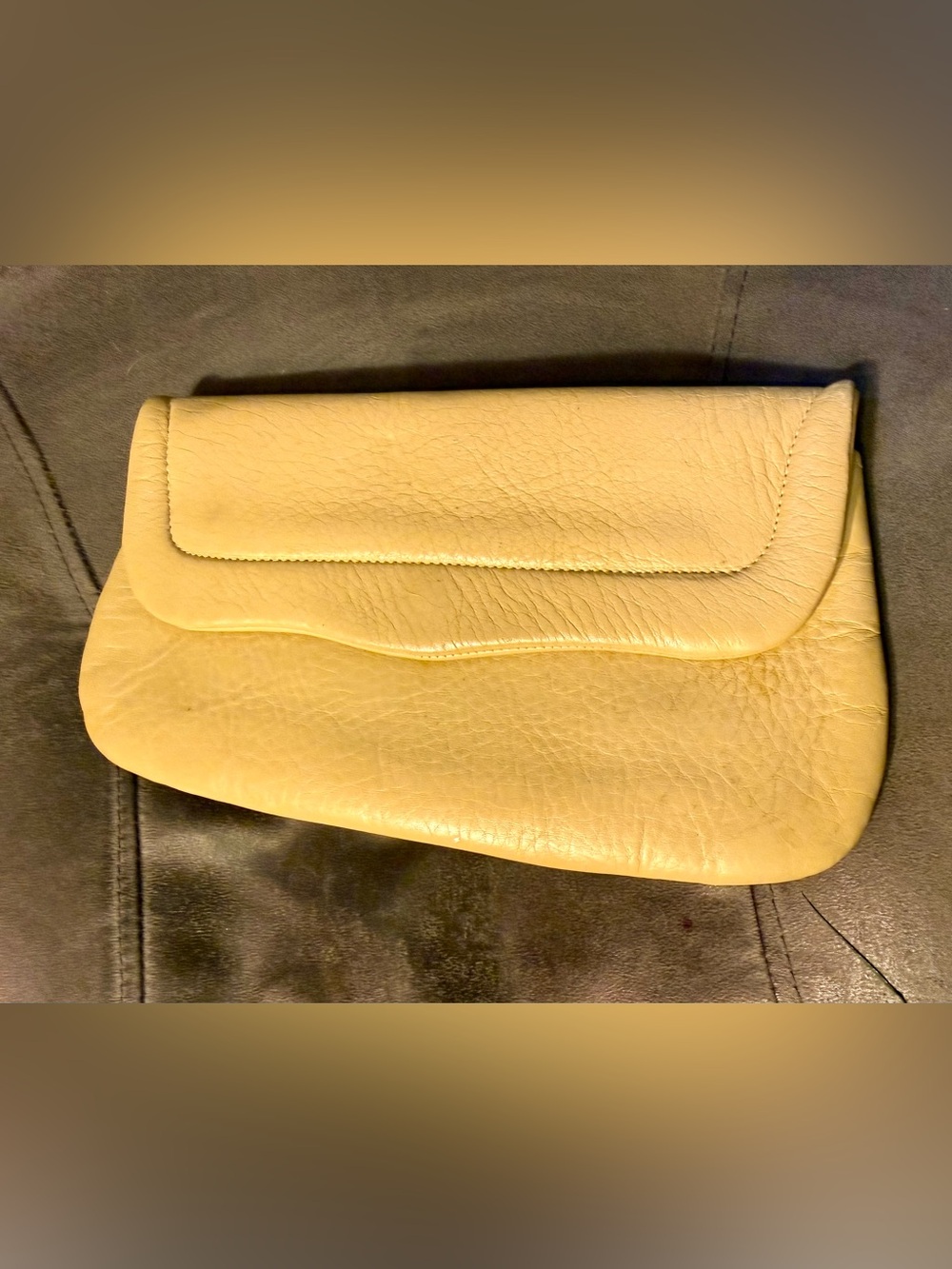 Vintage Cream Leather Clutch | Estate Vintage Minimalist Handbag | 1950s 1960s